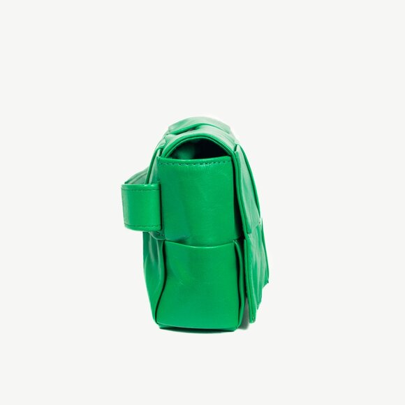 Bottega Veneta Cassette Mini Green Intreccio-Woven Belt Bag - Picture 3 of 13